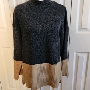 Michael Kors Charcoal and Beige Women's Sweater